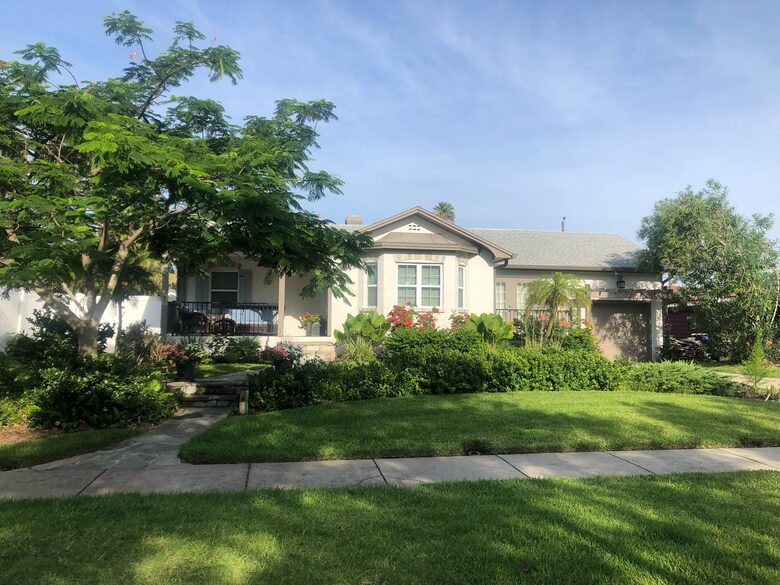 North Beach Beauty with a Pool - Clearwater Beach, Florida