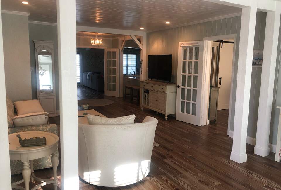 North Beach Beauty with a Pool - Clearwater Beach, Florida