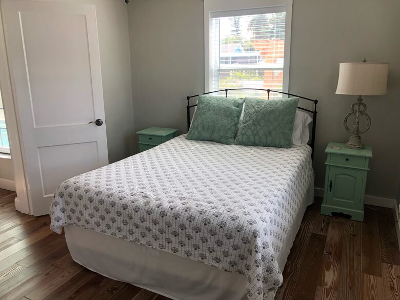 North Beach Beauty with a Pool - Clearwater Beach, Florida