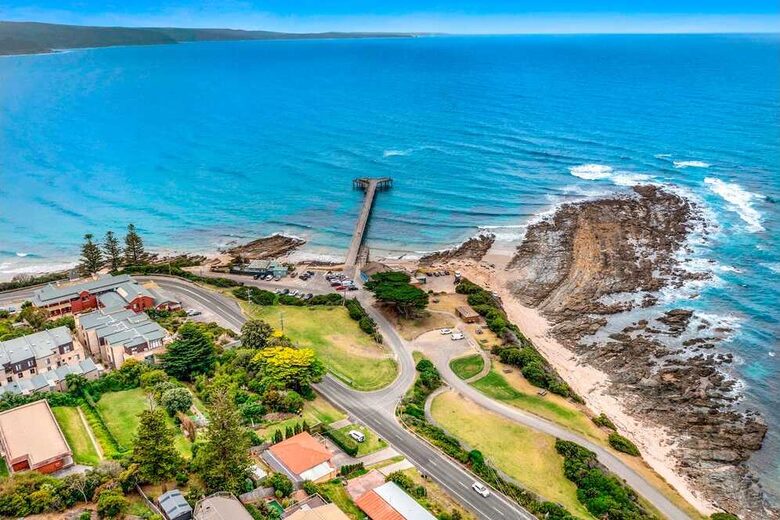 Beachfront Paradise - Lorne, Australia