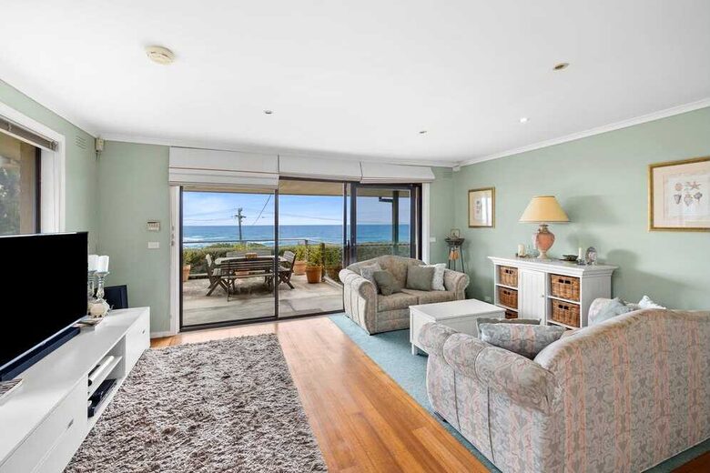 Beachfront Paradise - Lorne, Australia