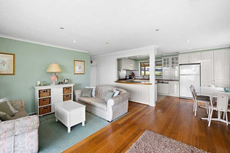 Beachfront Paradise - Lorne, Australia