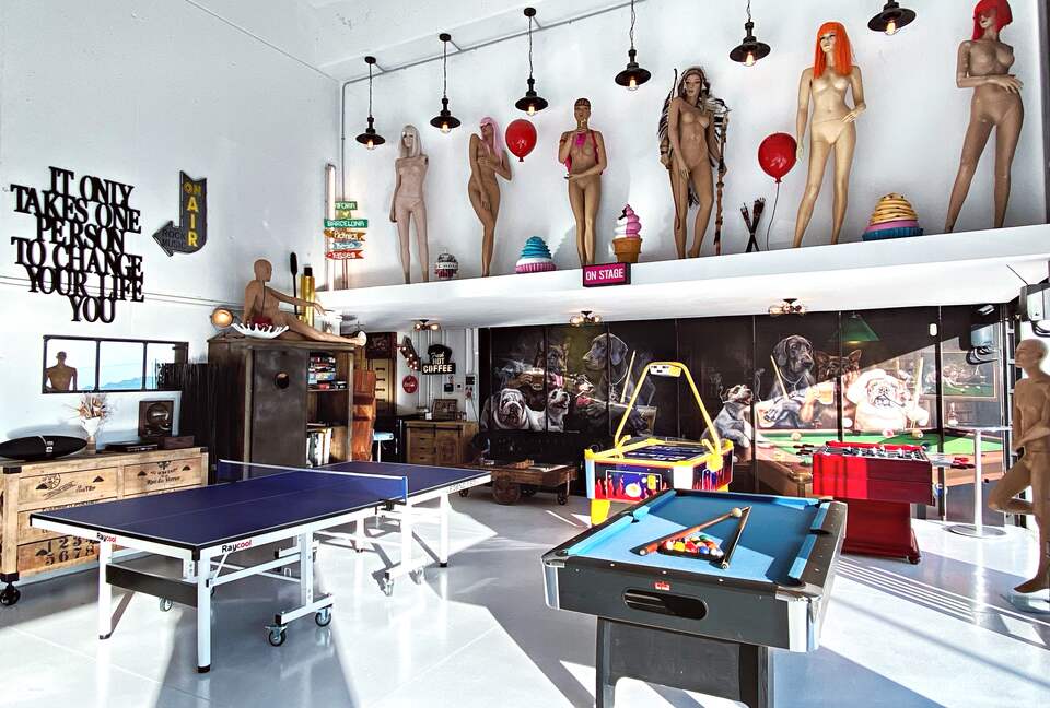 Ibiza style Barcelona (R) - Badalona, Spain