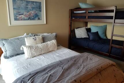 Abbey Marina Waterfront Home on Lake Geneva - Fontana, Wisconsin