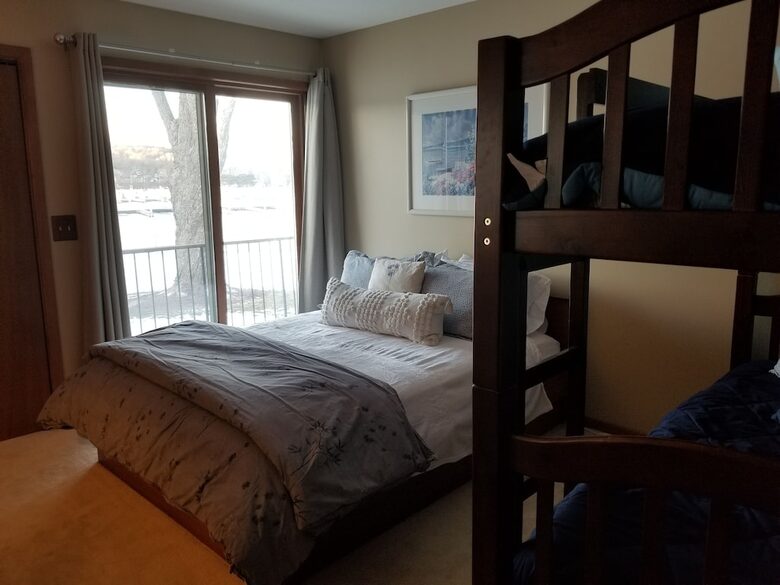 Abbey Marina Waterfront Home on Lake Geneva - Fontana, Wisconsin