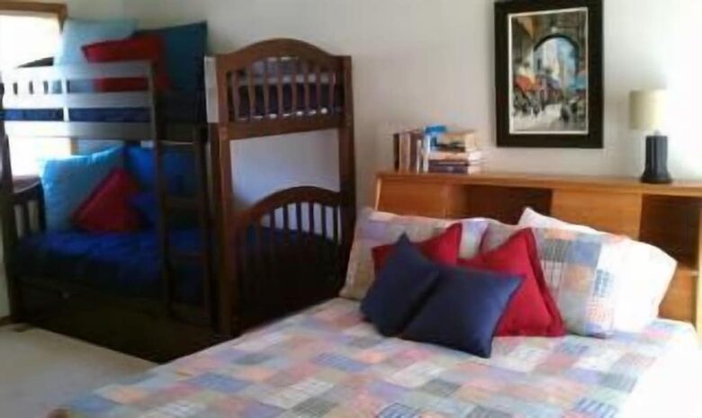 Abbey Marina Waterfront Home on Lake Geneva - Fontana, Wisconsin