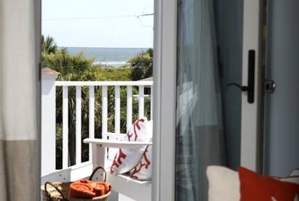 Sullivan's Island Ocean Villa - Sullivans Island, South Carolina