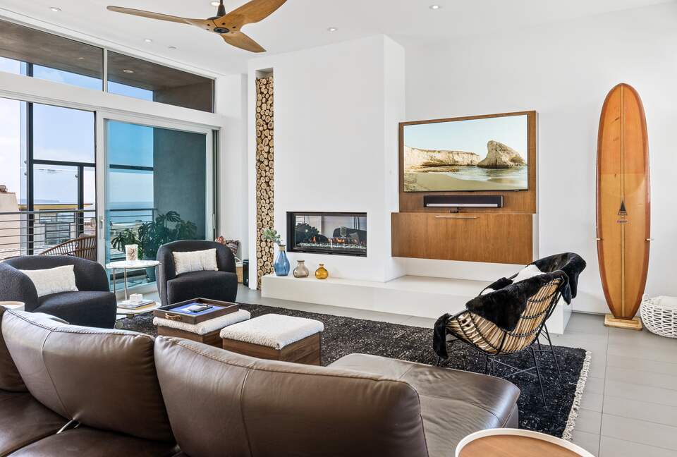 The Blue Wave | Manhattan Beach - Manhattan Beach, California