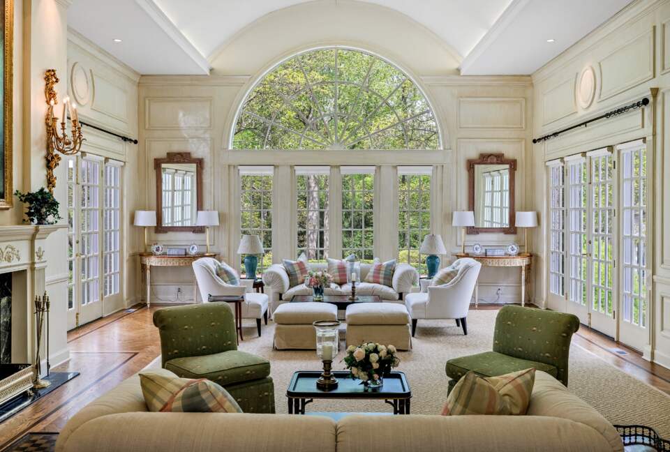 Centre Court Stunning Estate - Locust Valley, New York