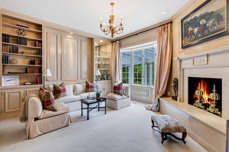 Centre Court Stunning Estate - Locust Valley, New York