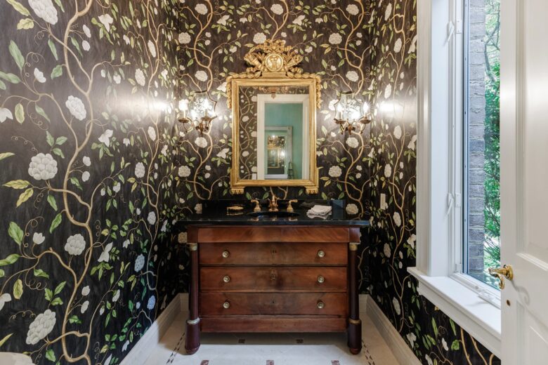 Centre Court Stunning Estate - Locust Valley, New York