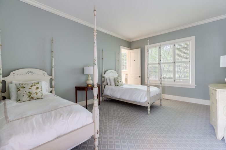 Centre Court Stunning Estate - Locust Valley, New York