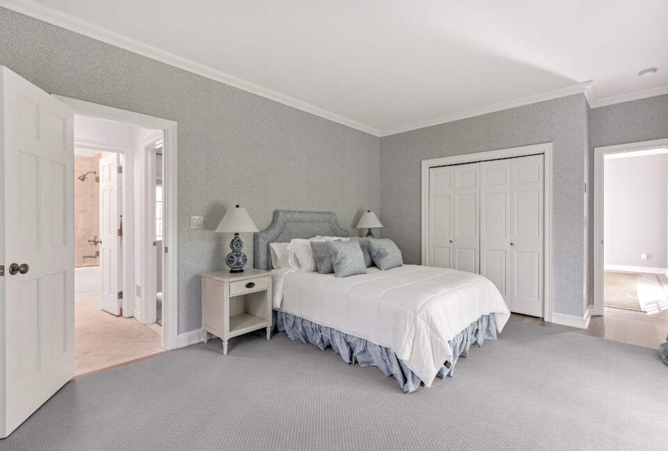 Centre Court Stunning Estate - Locust Valley, New York