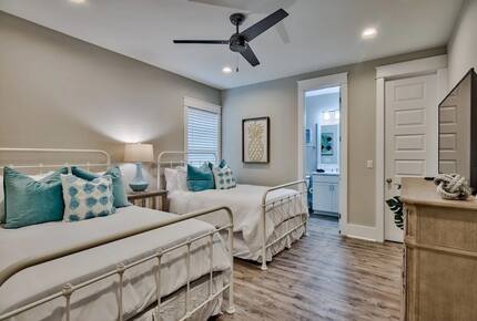 Beautiful Home with Private Pool, Firepit and 6 Seater Golf Cart! - Santa Rosa Beach, Florida