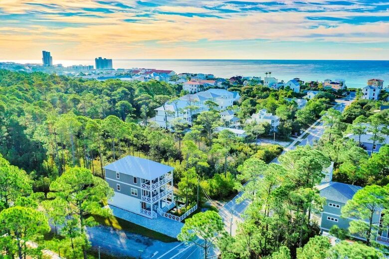 Beautiful Home with Private Pool, Firepit and 6 Seater Golf Cart! - Santa Rosa Beach, Florida