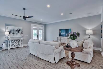 Beautiful Home with Private Pool, Firepit and 6 Seater Golf Cart! - Santa Rosa Beach, Florida