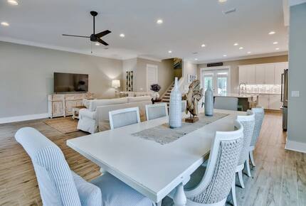 Beautiful Home with Private Pool, Firepit and 6 Seater Golf Cart! - Santa Rosa Beach, Florida