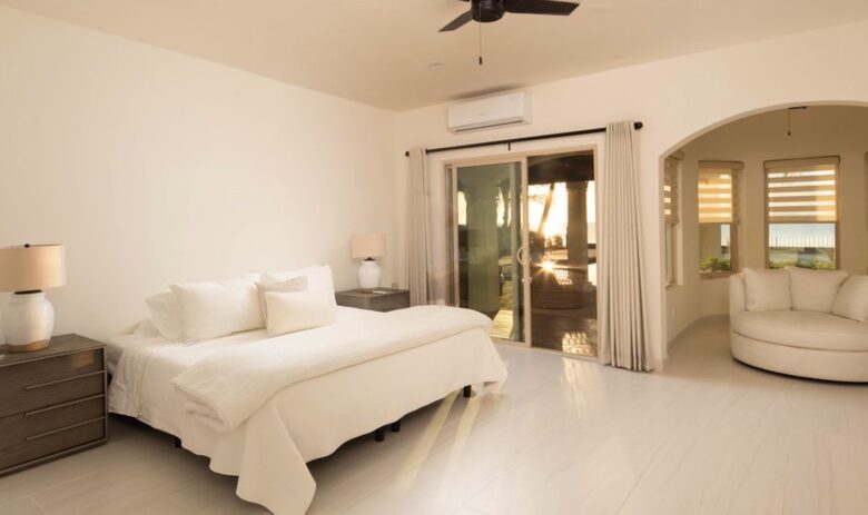 Luxurious Beachfront Home - Loreto, Mexico