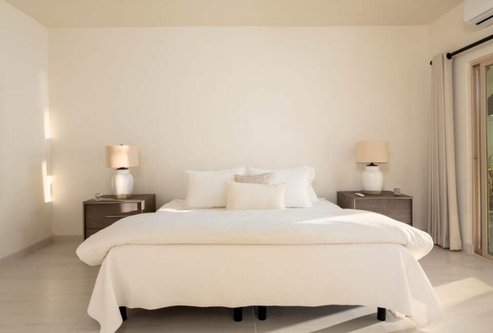 Luxurious Beachfront Home - Loreto, Mexico