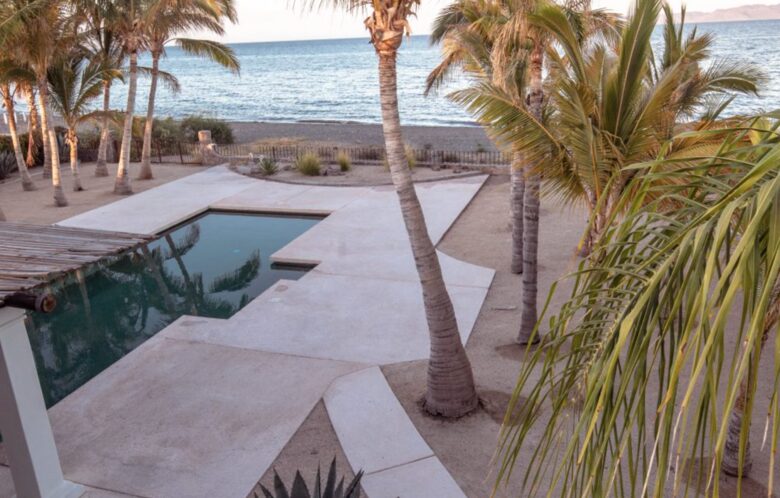 Luxurious Beachfront Home - Loreto, Mexico