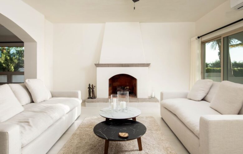 Luxurious Beachfront Home - Loreto, Mexico