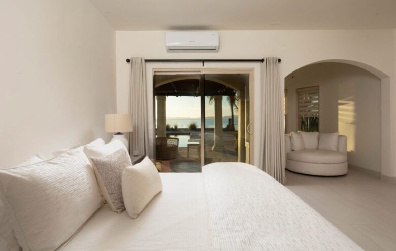 Luxurious Beachfront Home - Loreto, Mexico