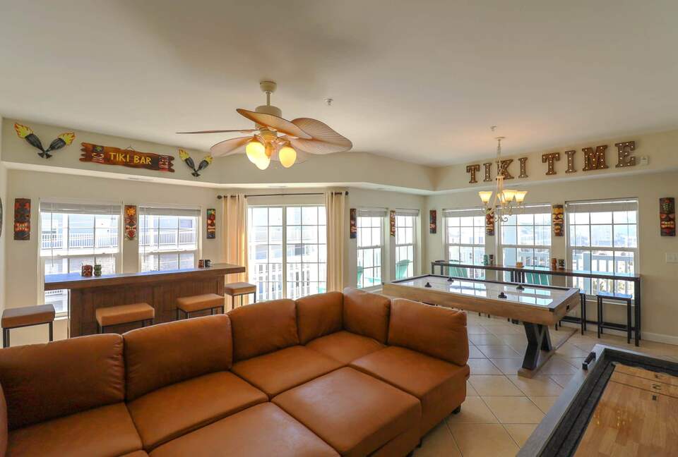 Tiki Time | Pool, Game Room, Views, Steps to Beach! - North Myrtle Beach, South Carolina