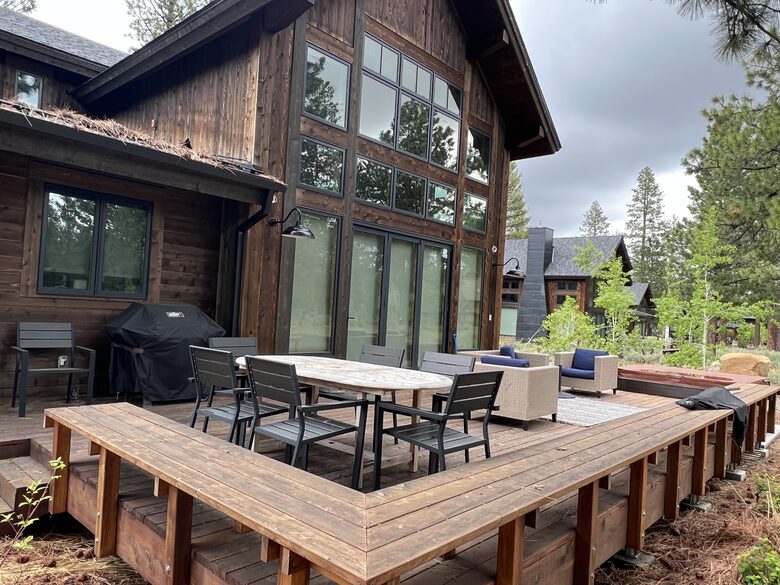 Mountain Modern Home Minutes From Ski Resorts and Lake Tahoe - Truckee, California