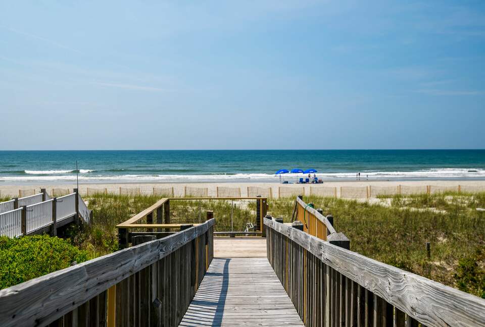 Holden Beach Oceanfront Retreat - Holden Beach, North Carolina