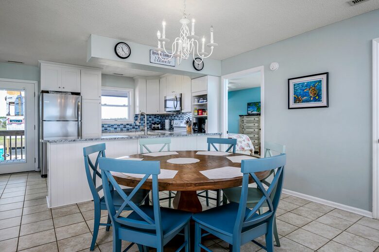 Holden Beach Oceanfront Retreat - Holden Beach, North Carolina