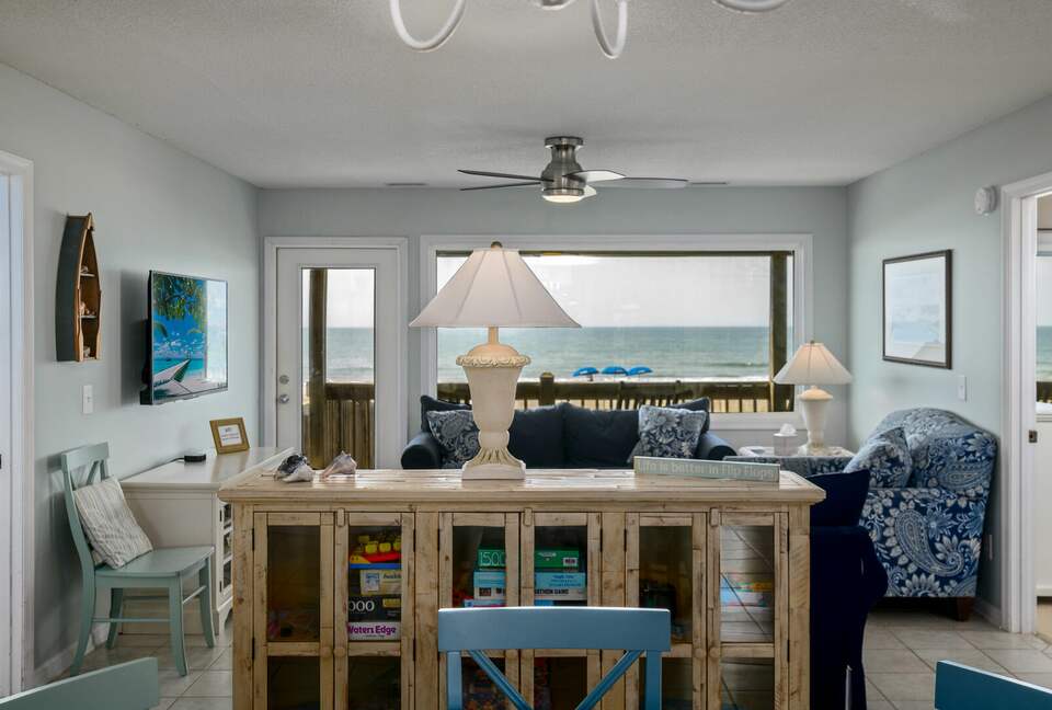 Holden Beach Oceanfront Retreat - Holden Beach, North Carolina