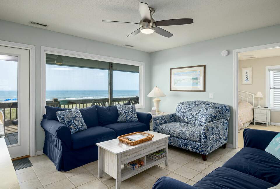 Holden Beach Oceanfront Retreat - Holden Beach, North Carolina