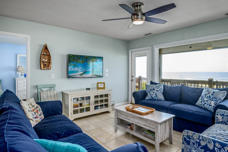 Holden Beach Oceanfront Retreat - Holden Beach, North Carolina