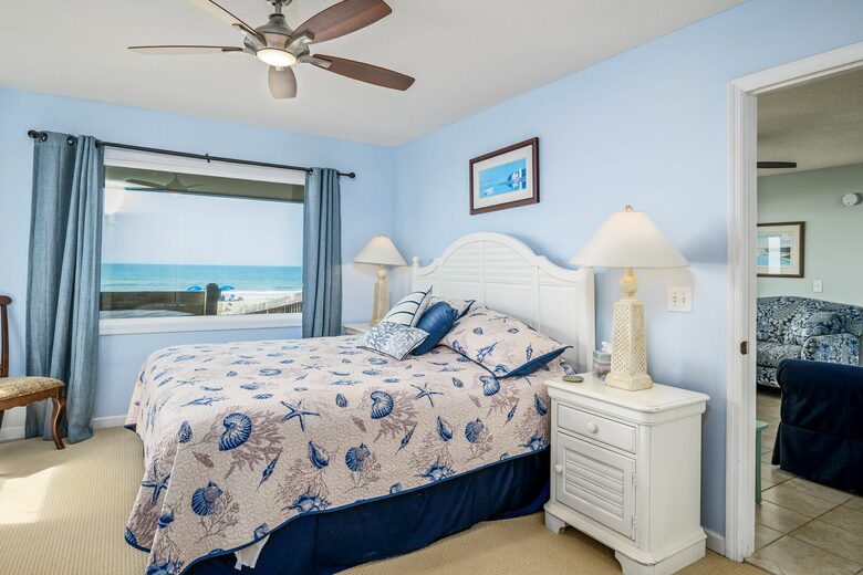 Holden Beach Oceanfront Retreat - Holden Beach, North Carolina