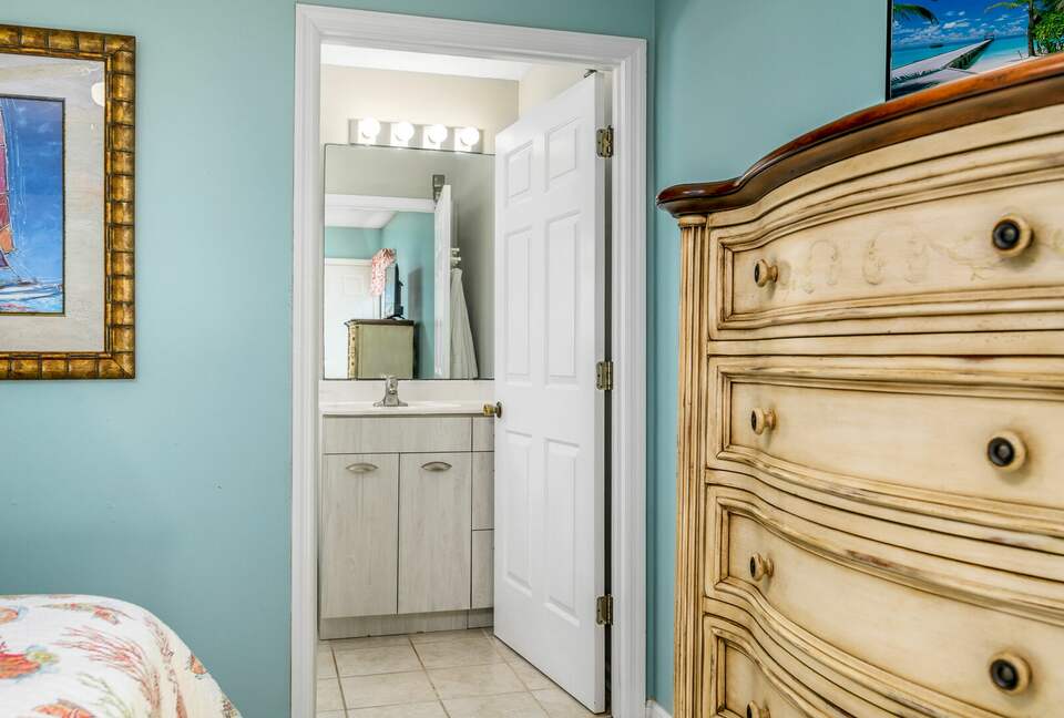 Holden Beach Oceanfront Retreat - Holden Beach, North Carolina