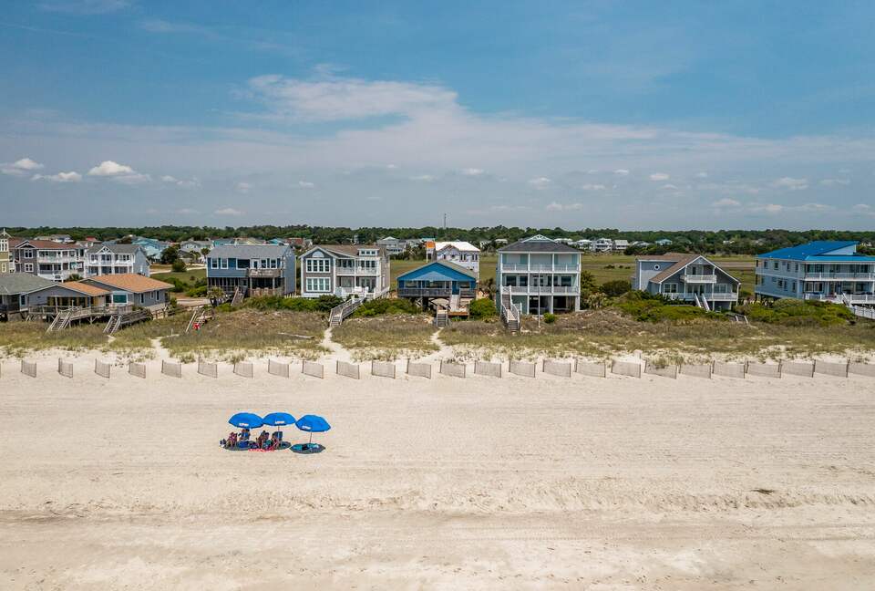 Holden Beach Oceanfront Retreat - Holden Beach, North Carolina