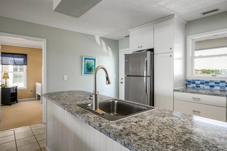 Holden Beach Oceanfront Retreat - Holden Beach, North Carolina