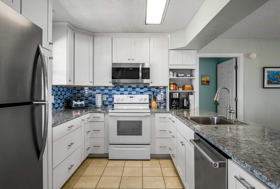 Holden Beach Oceanfront Retreat - Holden Beach, North Carolina