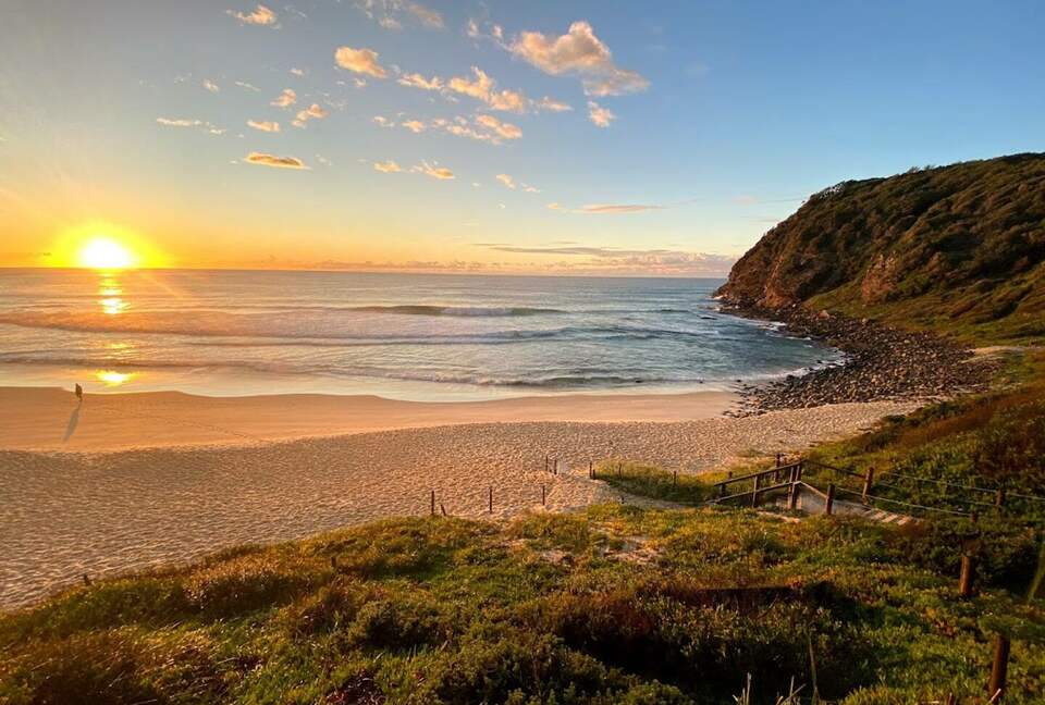 Sutherland Downs - Coomba Bay, Australia