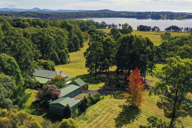 Sutherland Downs - Coomba Bay, Australia