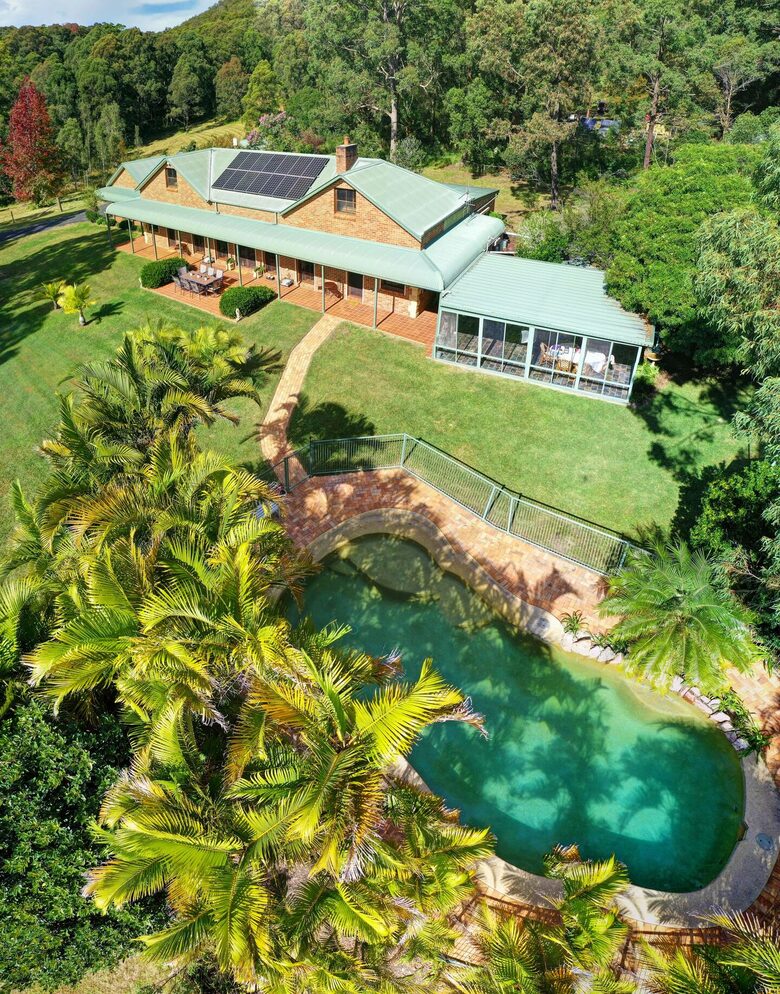Sutherland Downs - Coomba Bay, Australia