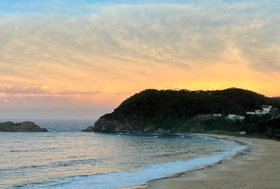 Sutherland Downs - Coomba Bay, Australia