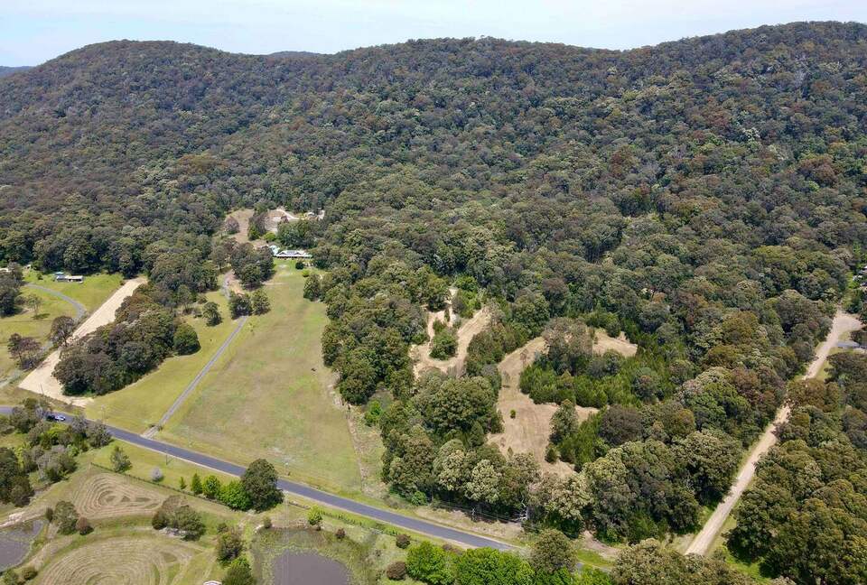 Sutherland Downs - Coomba Bay, Australia