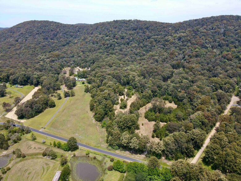Sutherland Downs - Coomba Bay, Australia