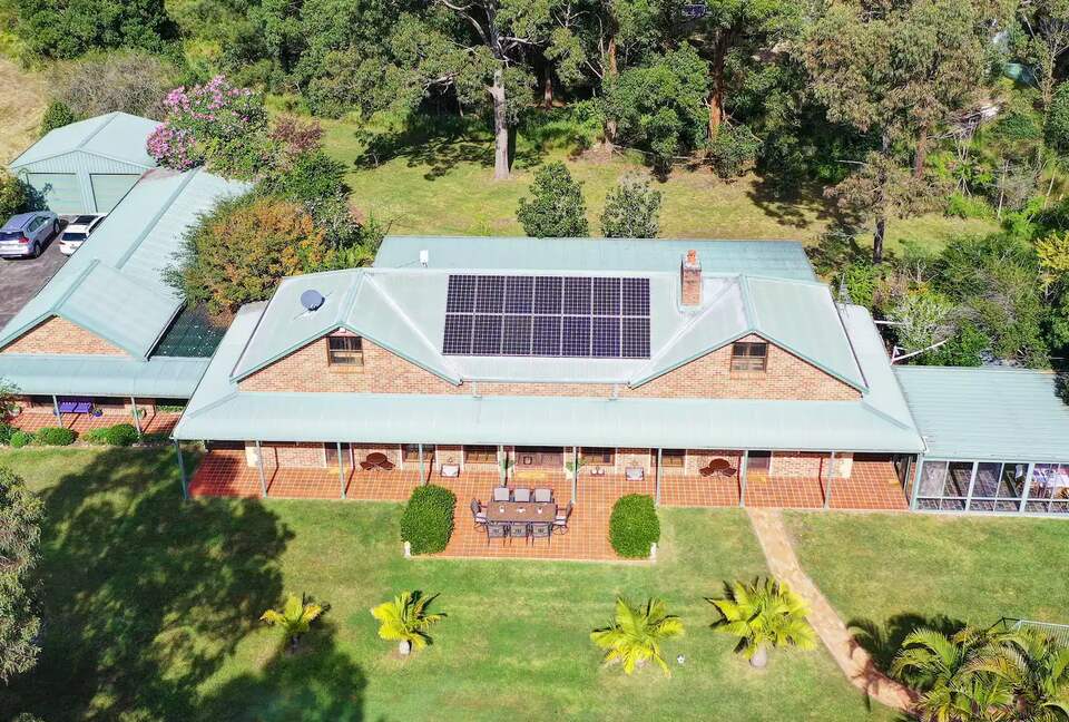 Sutherland Downs - Coomba Bay, Australia