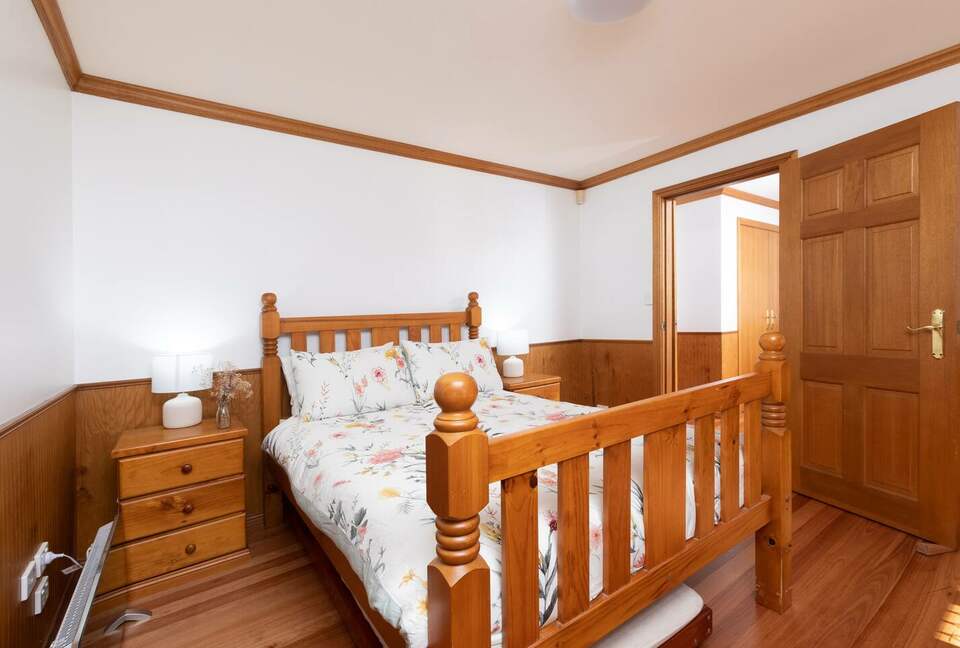 Sutherland Downs - Coomba Bay, Australia