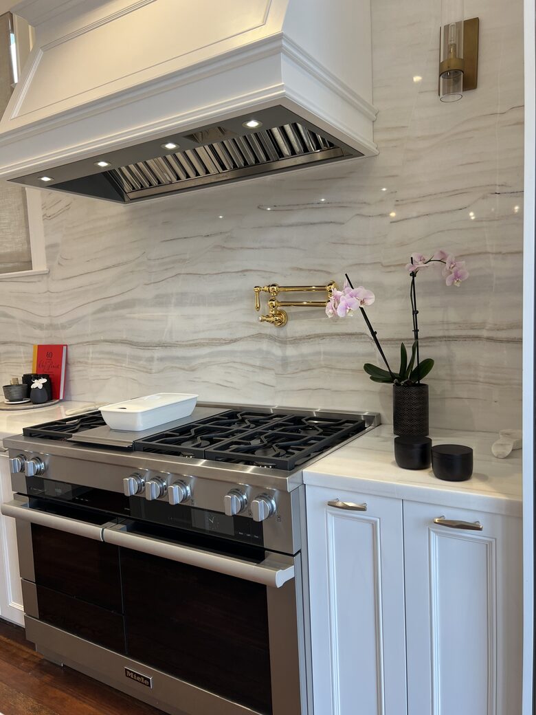 Modern Victorian | Golden Gate Park - San Francisco, California