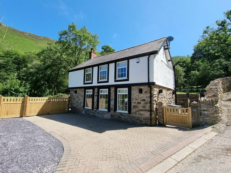 Nant Uchaf - Penmaenmawr, United Kingdom