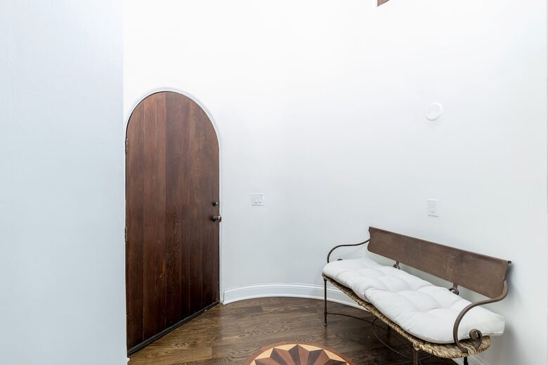 Remodeled Cottage - Minutes to Beach, Park, Shops! - San Diego, California