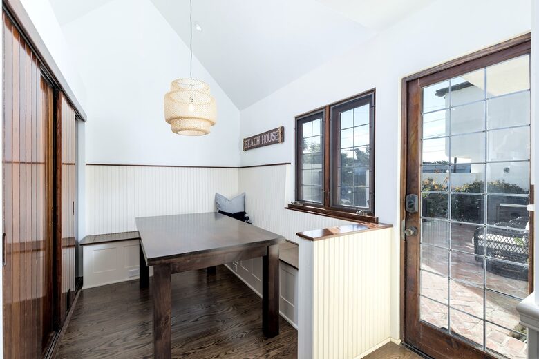 Remodeled Cottage - Minutes to Beach, Park, Shops! - San Diego, California